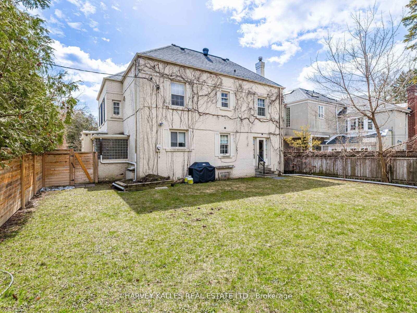 2 Silverwood Avenue