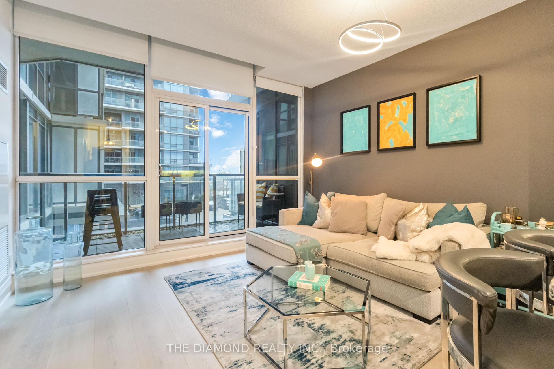 2 Bedrooms Condo at 1185 The Queensway, Toronto For sale