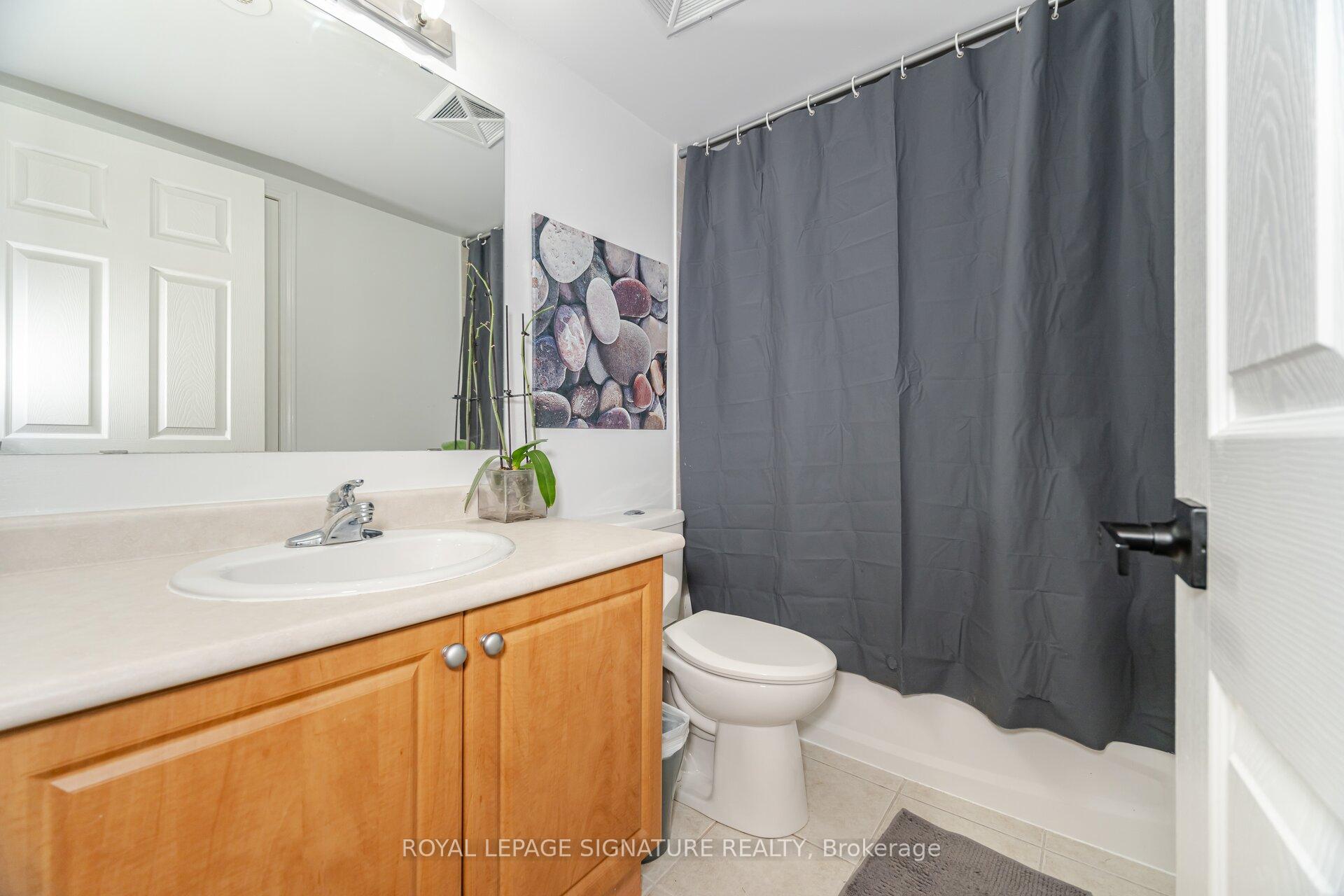 3 Bedrooms Condo at 3031 Finch, Toronto For sale