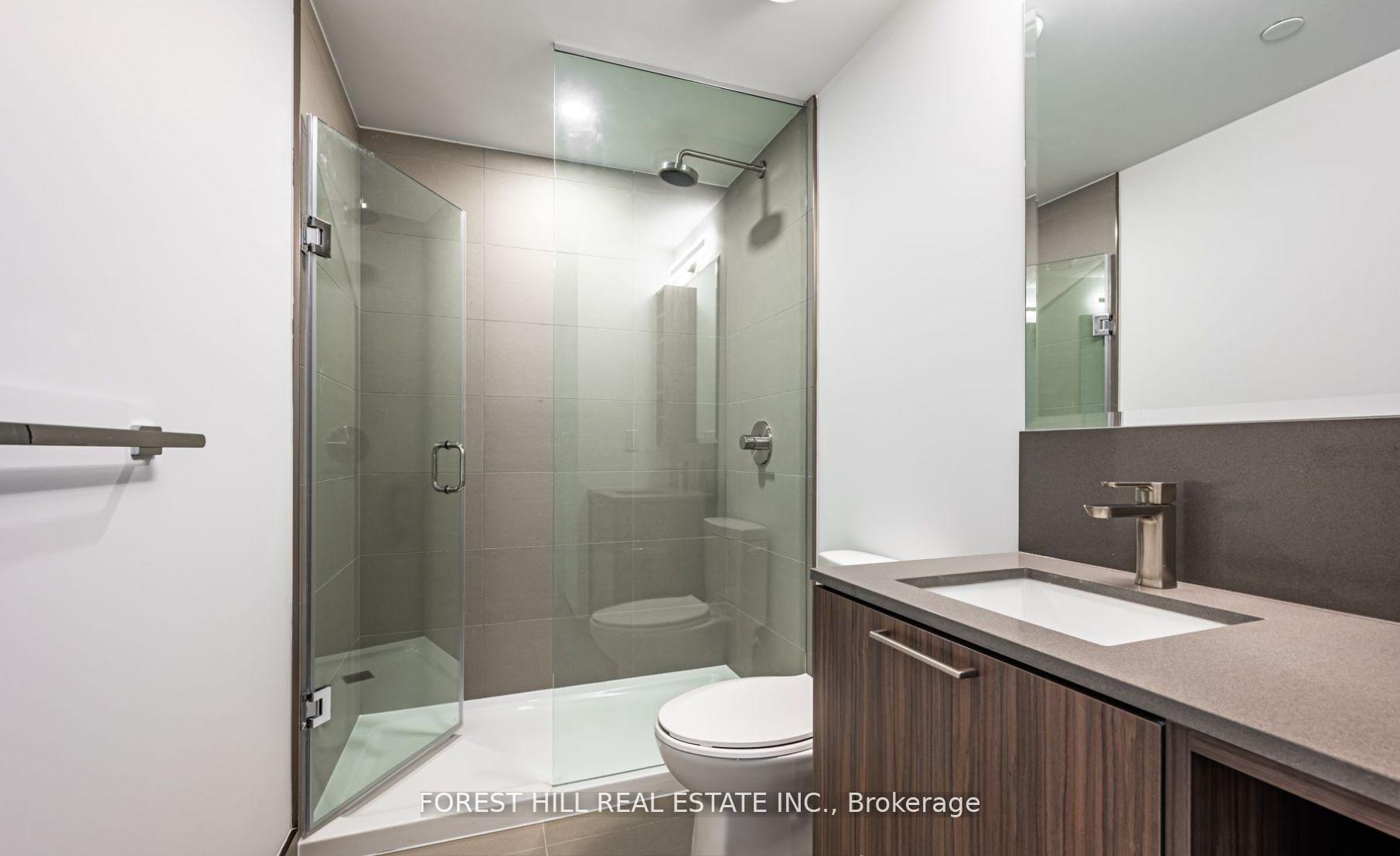 2 Bedrooms Condo at 19 Western Battery, Toronto For sale