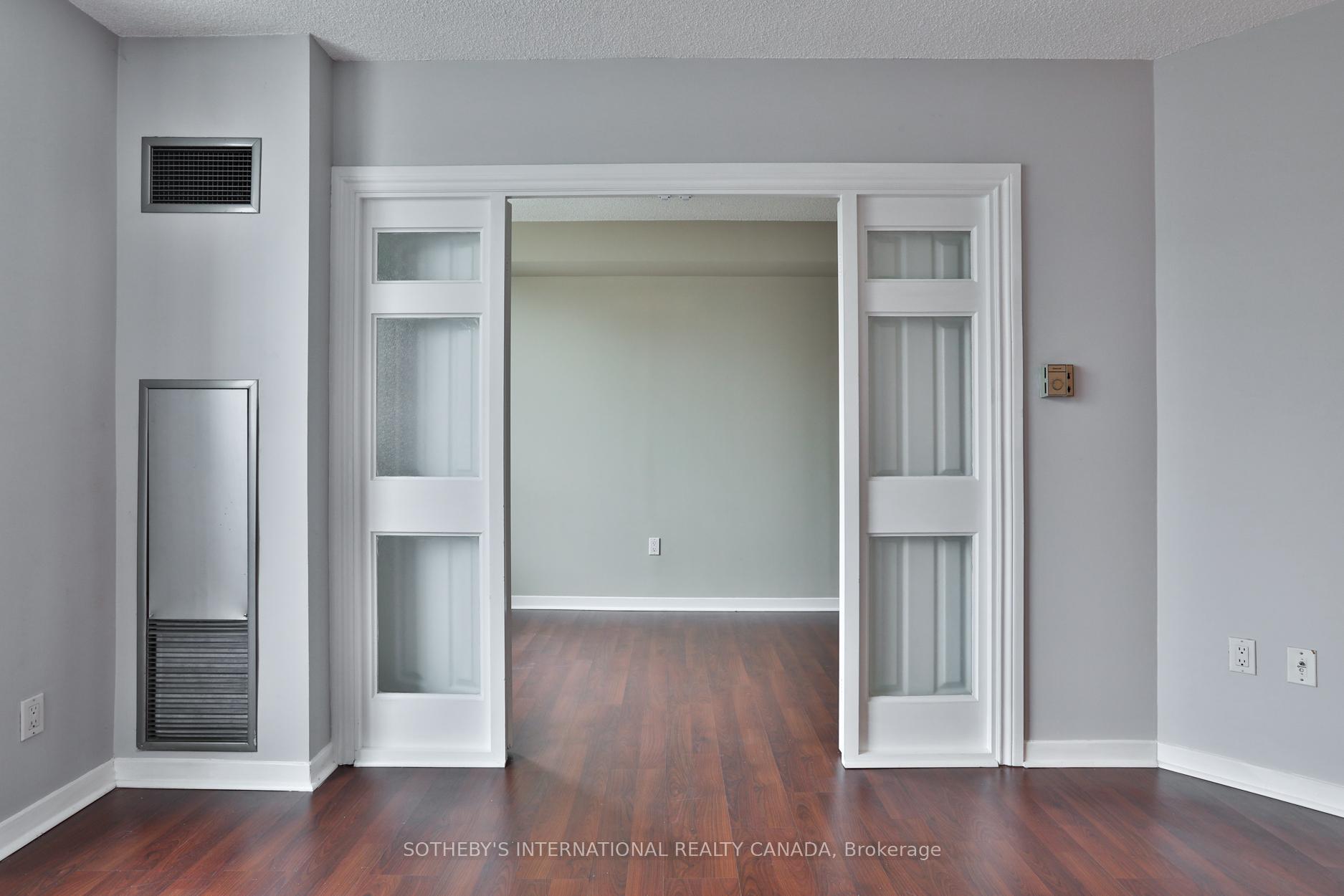 2 Bedrooms Condo at 284 Bloor, Toronto For sale