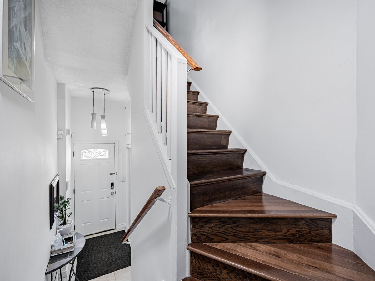 55 Collinsgrove Road 278