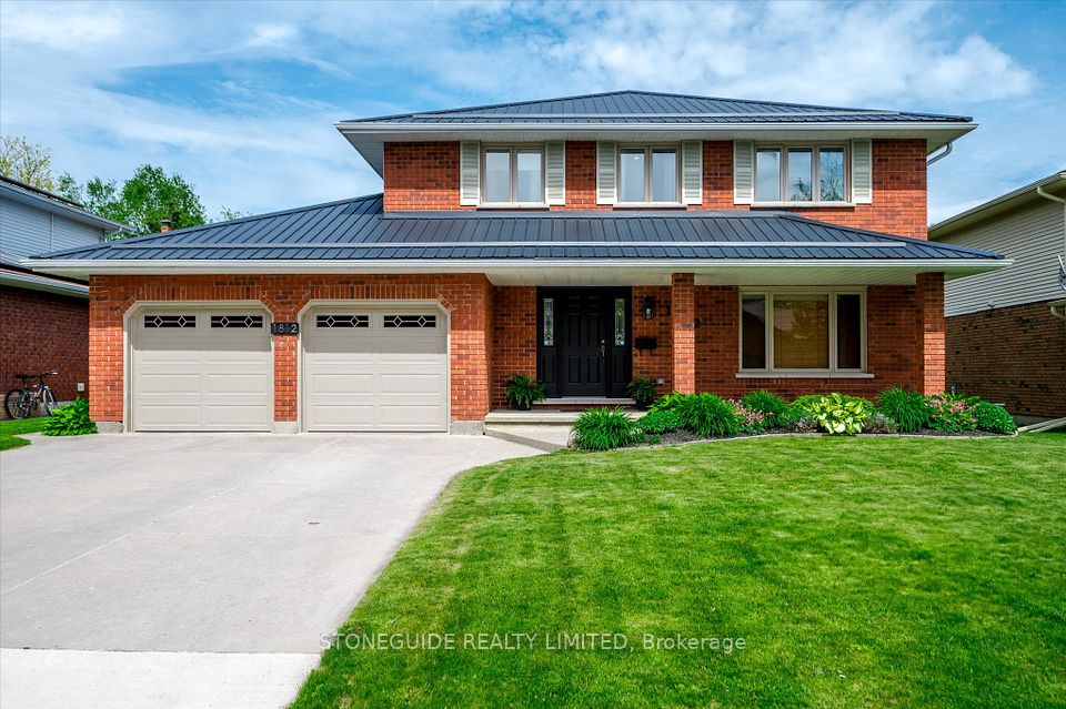 1812 Parkwood