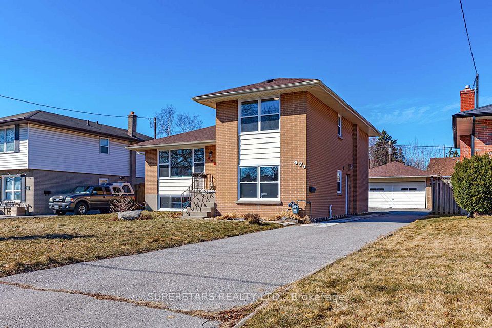 474 Fernhill Boulevard
