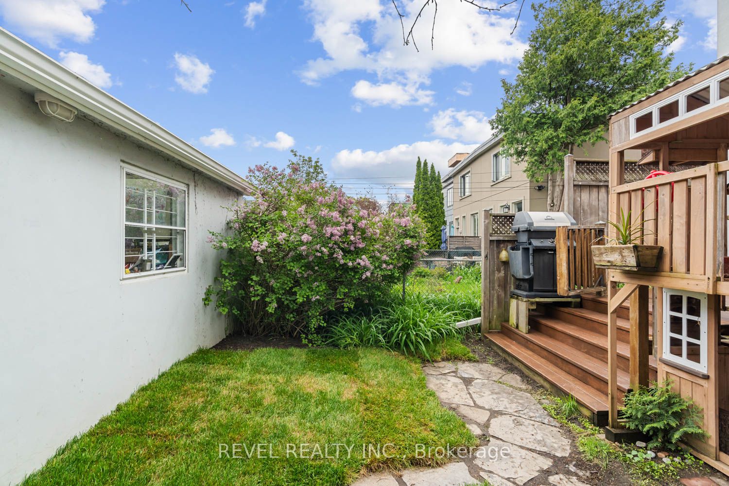 58 Westminster Avenue