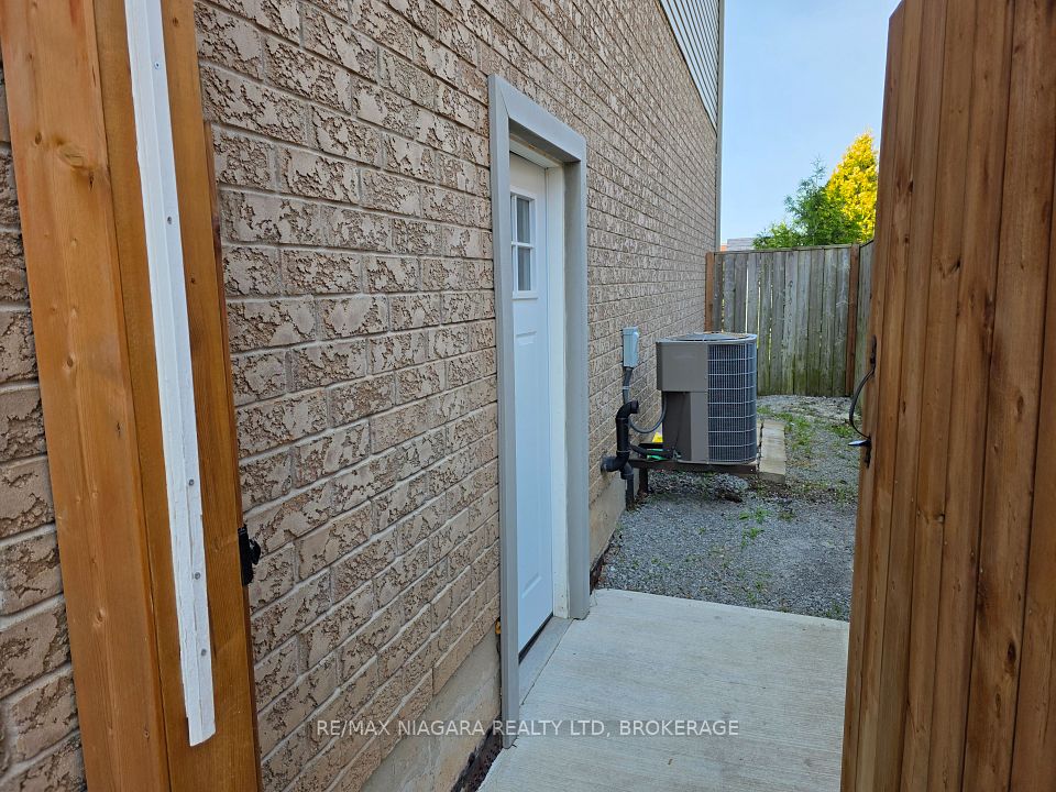 #Lower Level - 8383 Heikoop Crescent, Niagara Falls, ON L2H 3J7