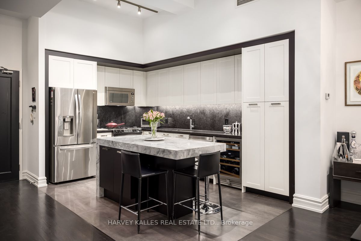 295 Davenport Road 213