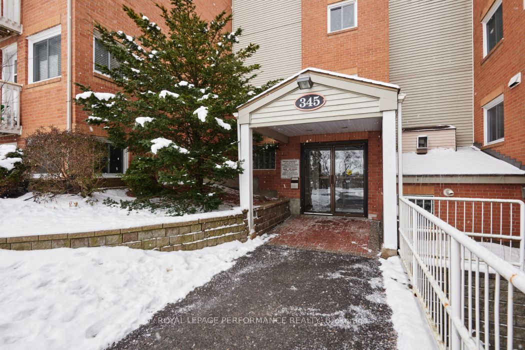 345 CENTRUM Boulevard W, #403