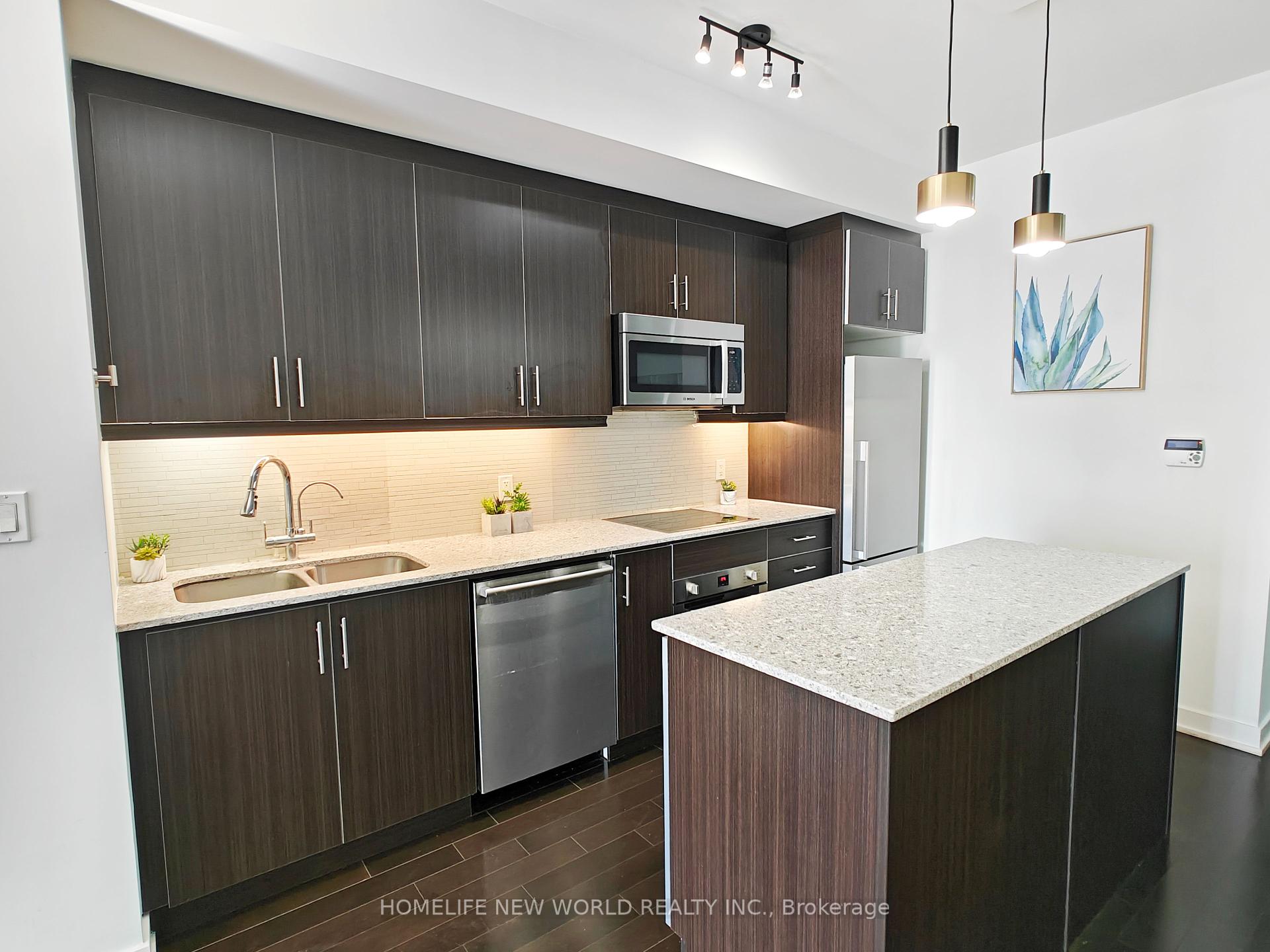 2 Bedrooms Condo at 1 The Esplanade, Toronto For sale