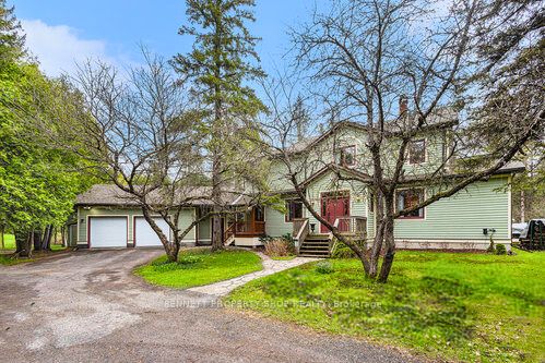 104 Deerwood