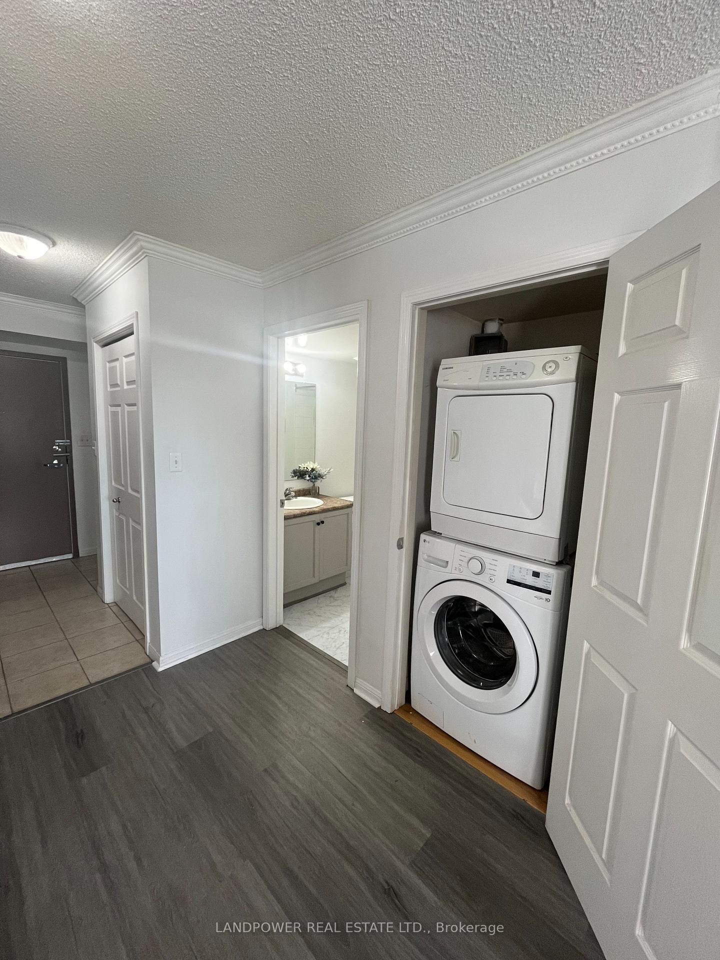 3 Bedrooms Condo at 5235 Finch, Toronto For sale