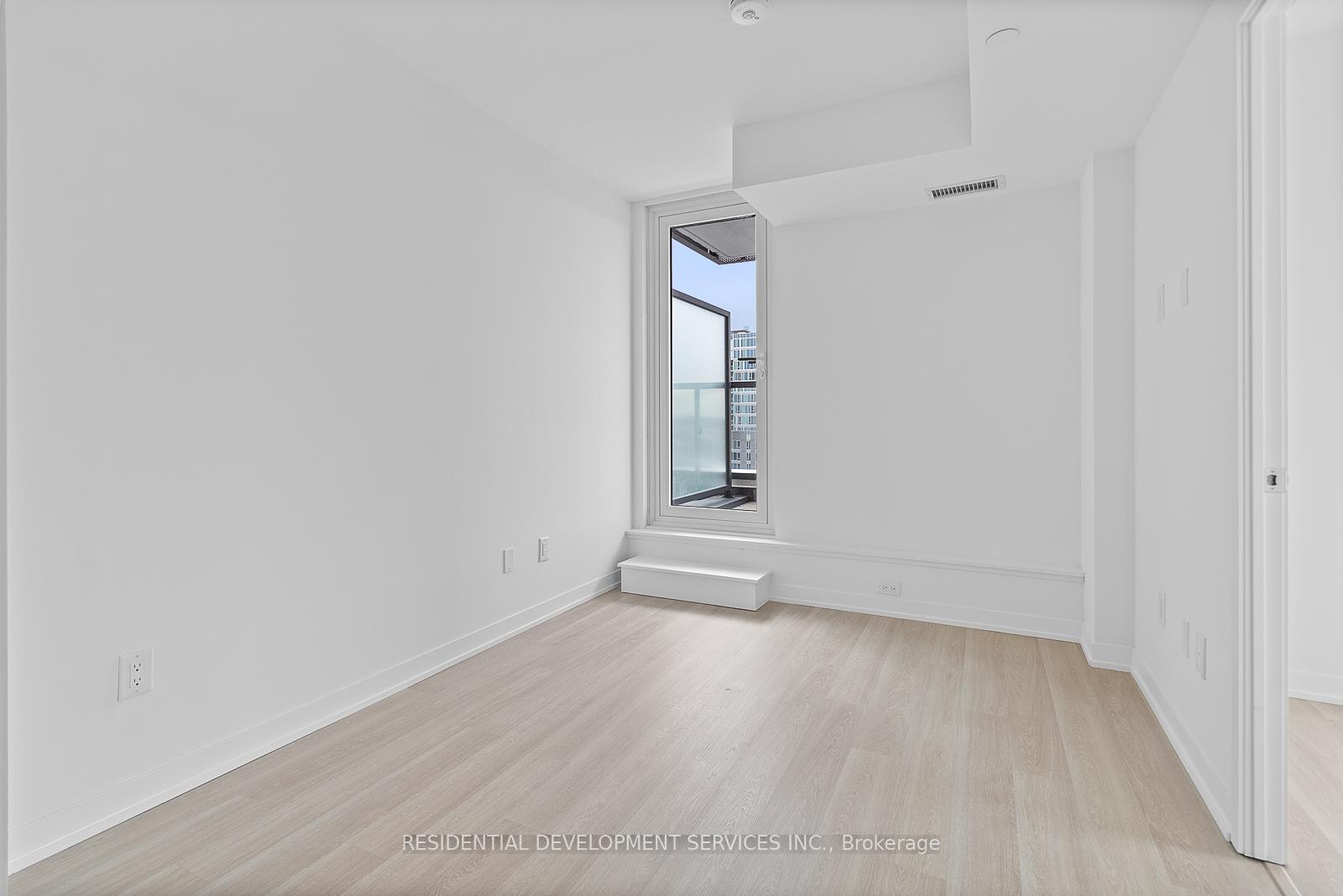 2 Bedrooms Condo at 500 Wilson,  Toronto For sale