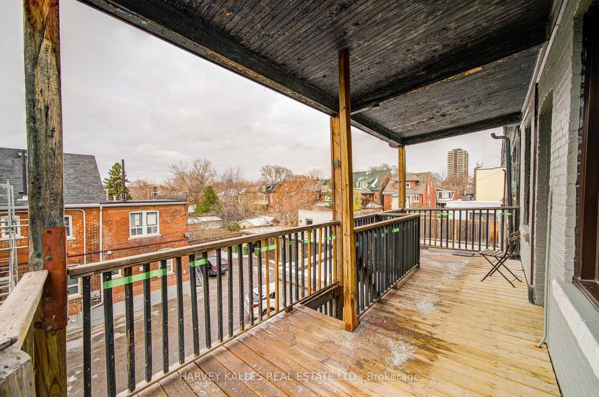 1074 St Clair Avenue W 2