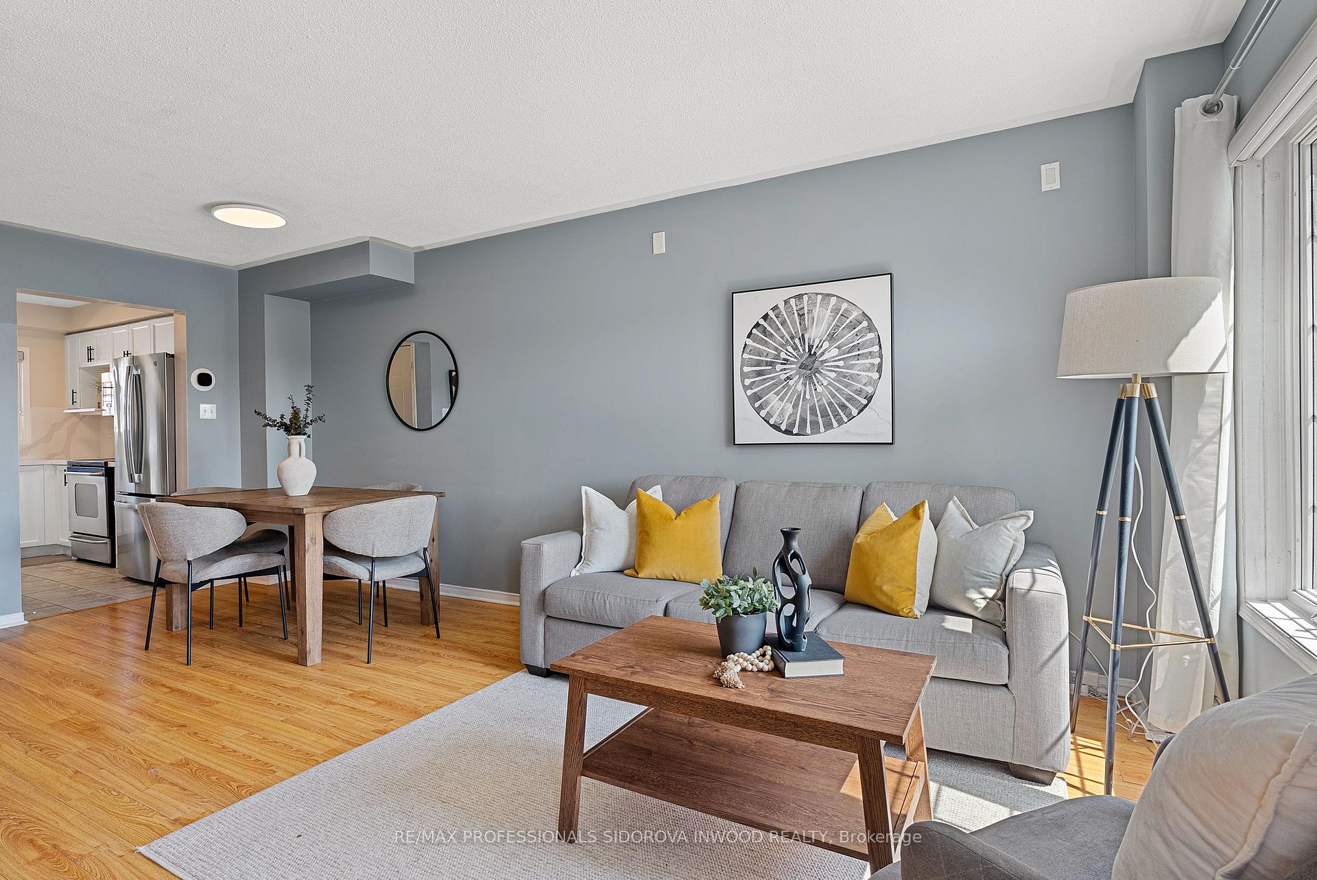 3 Bedrooms Condo at 130 Brickworks, Toronto For sale
