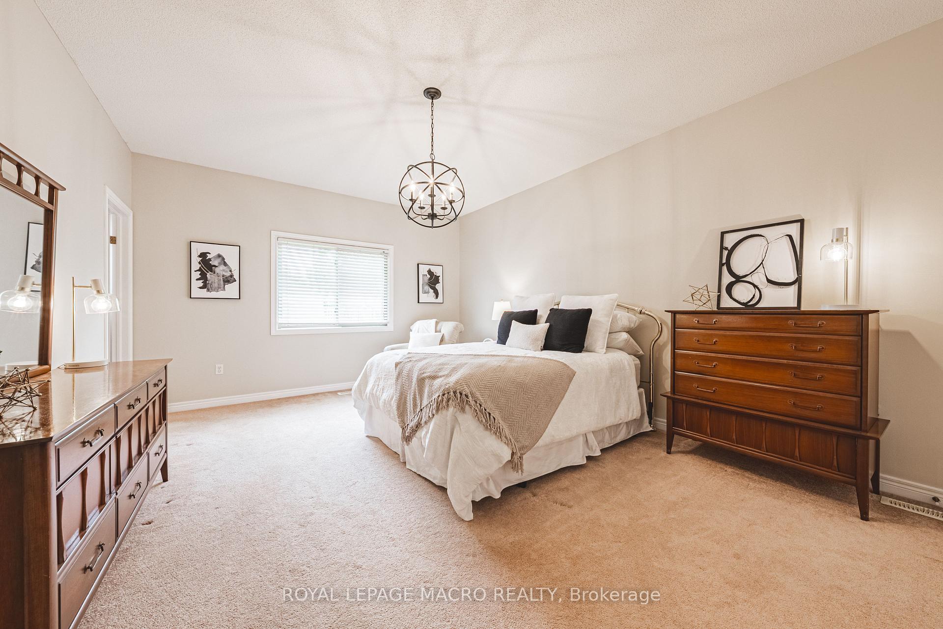 1 Bedroom Condo at 34 Southbrook, Hamilton For sale