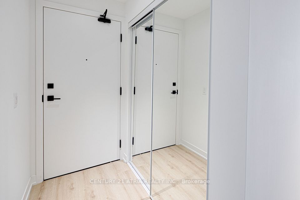 319 Jarvis