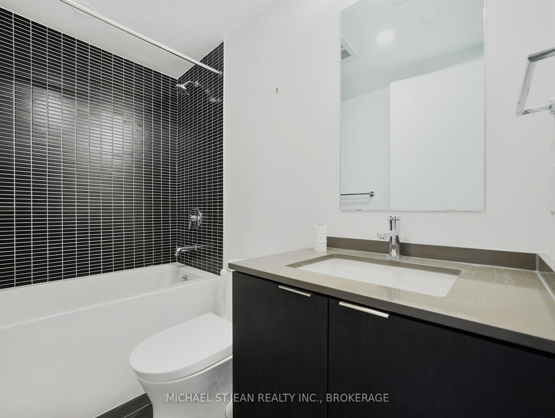 1 Bedroom Condo at 1 Jarvis,  Hamilton For sale
