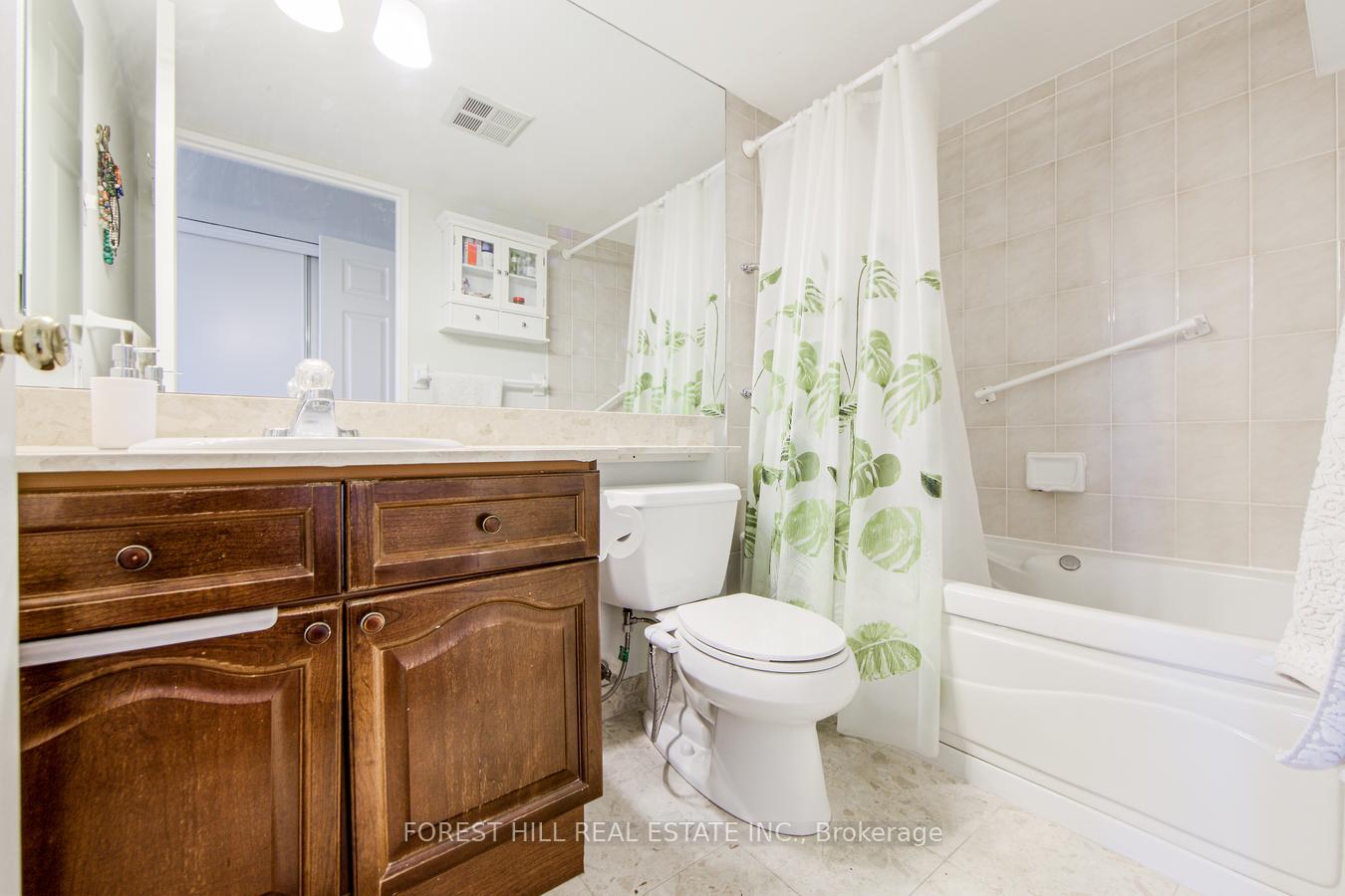 1 Bedroom Condo at 10 Guildwood, Toronto For sale