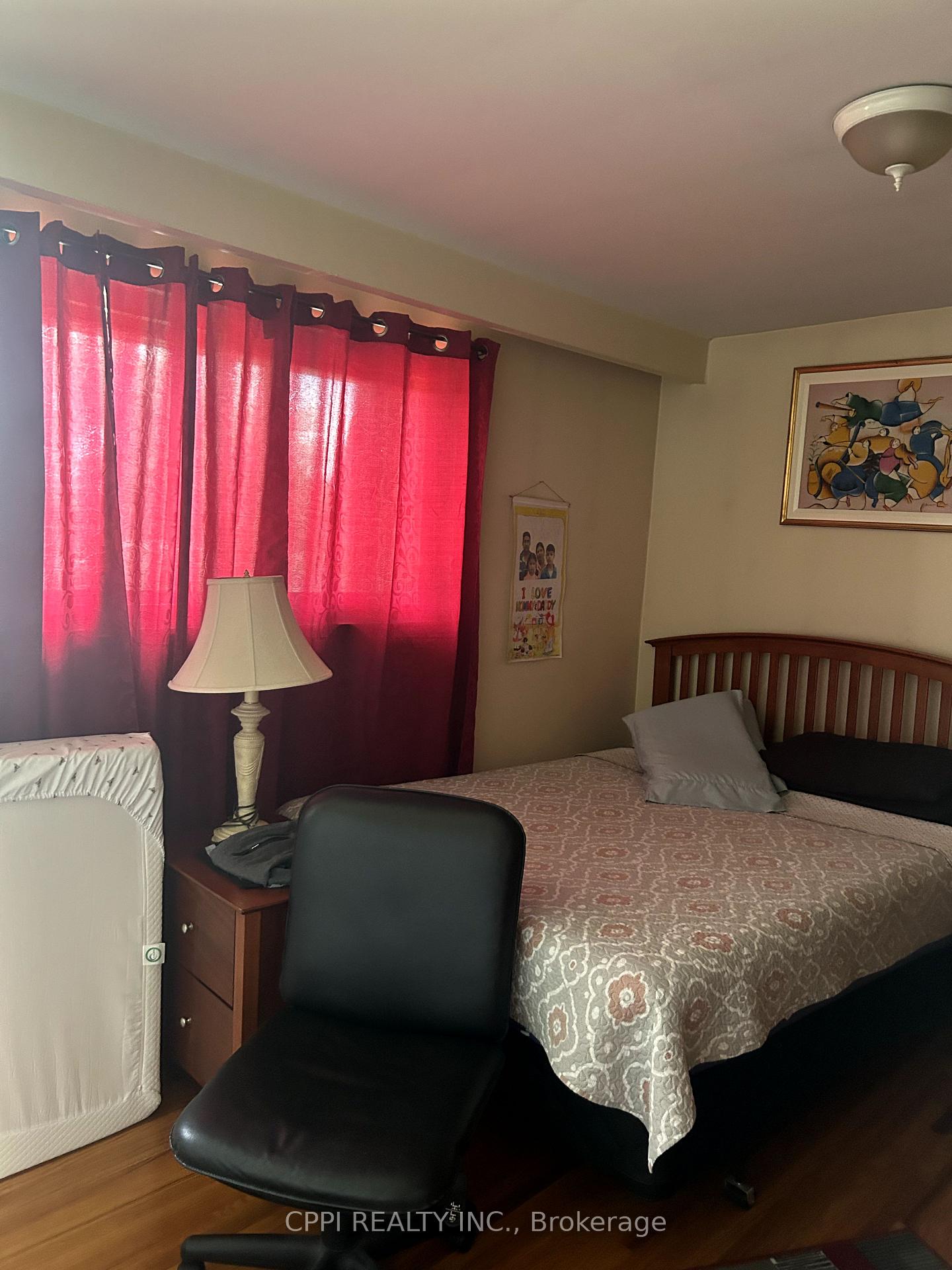 4 Bedrooms Condo at 69 Godstone, Toronto For sale