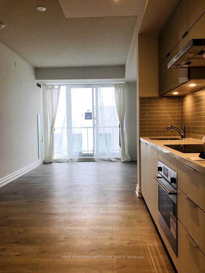 8 Rouge Valley Drive