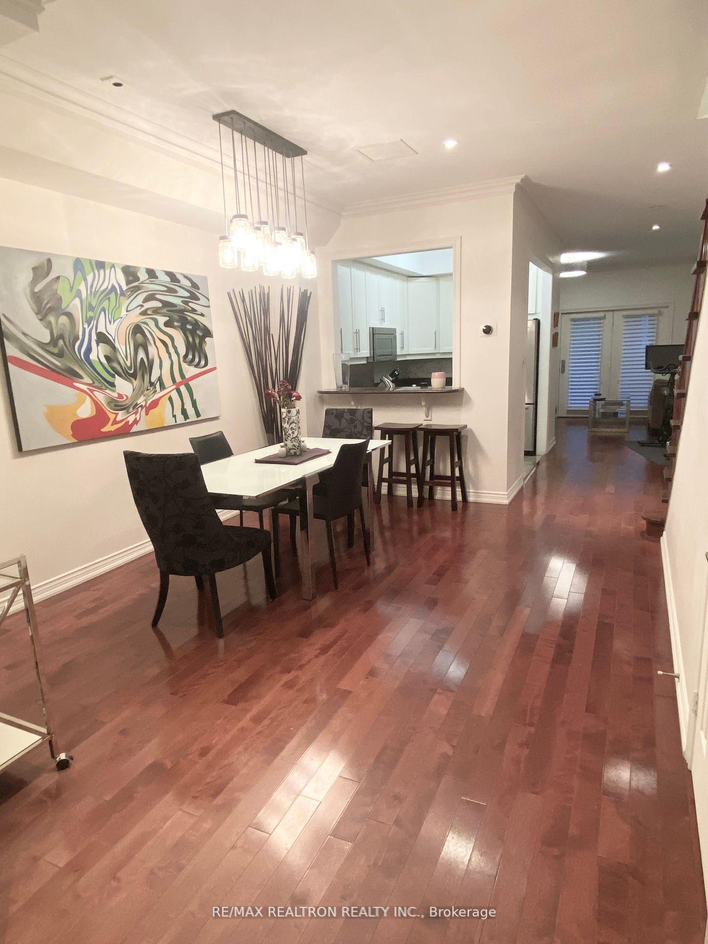 2 Bedrooms Condo at 645 Davenport, Toronto For sale