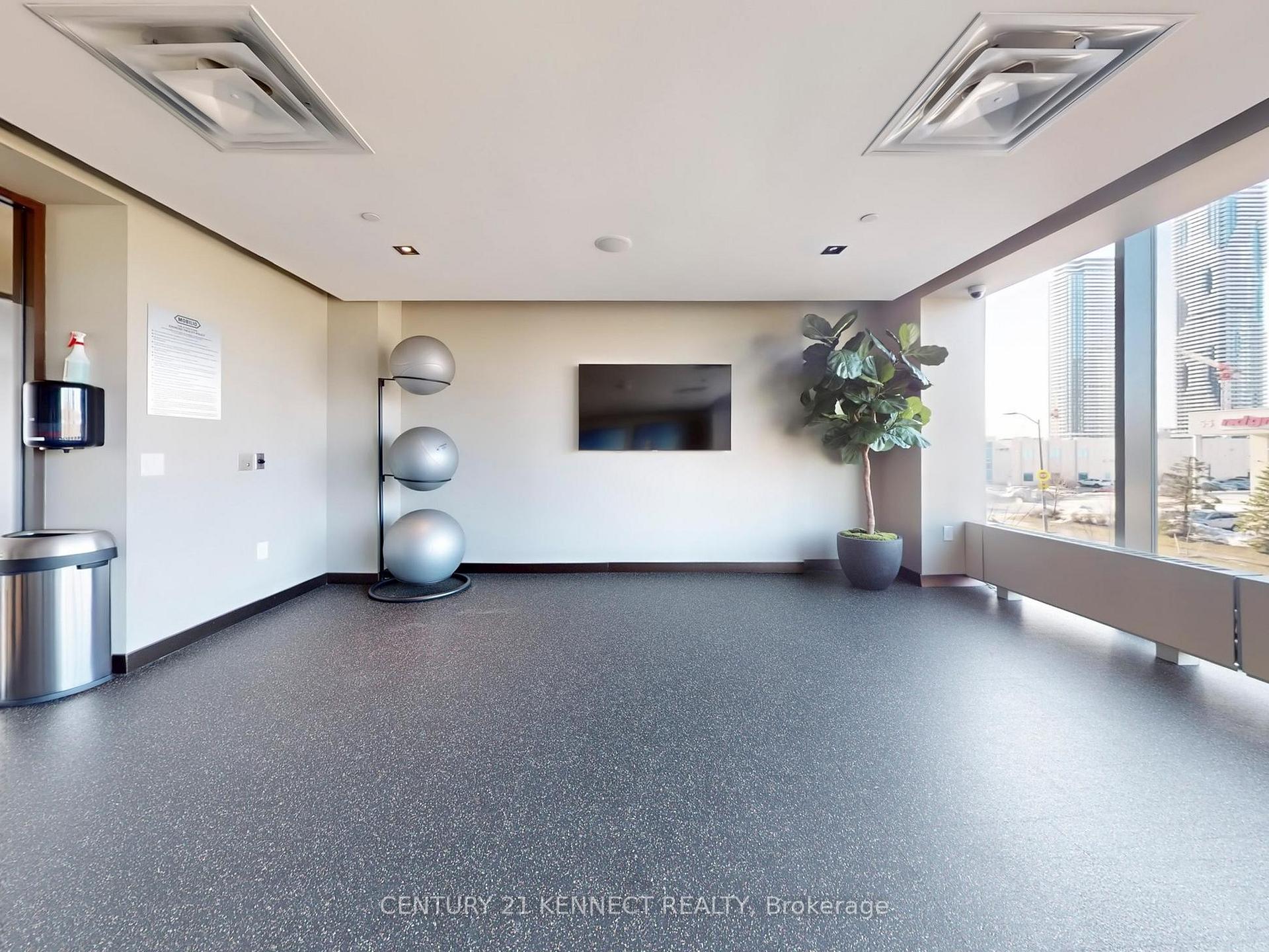 1 Bedroom Condo at 10 Honeycrispy, Vaughan For sale