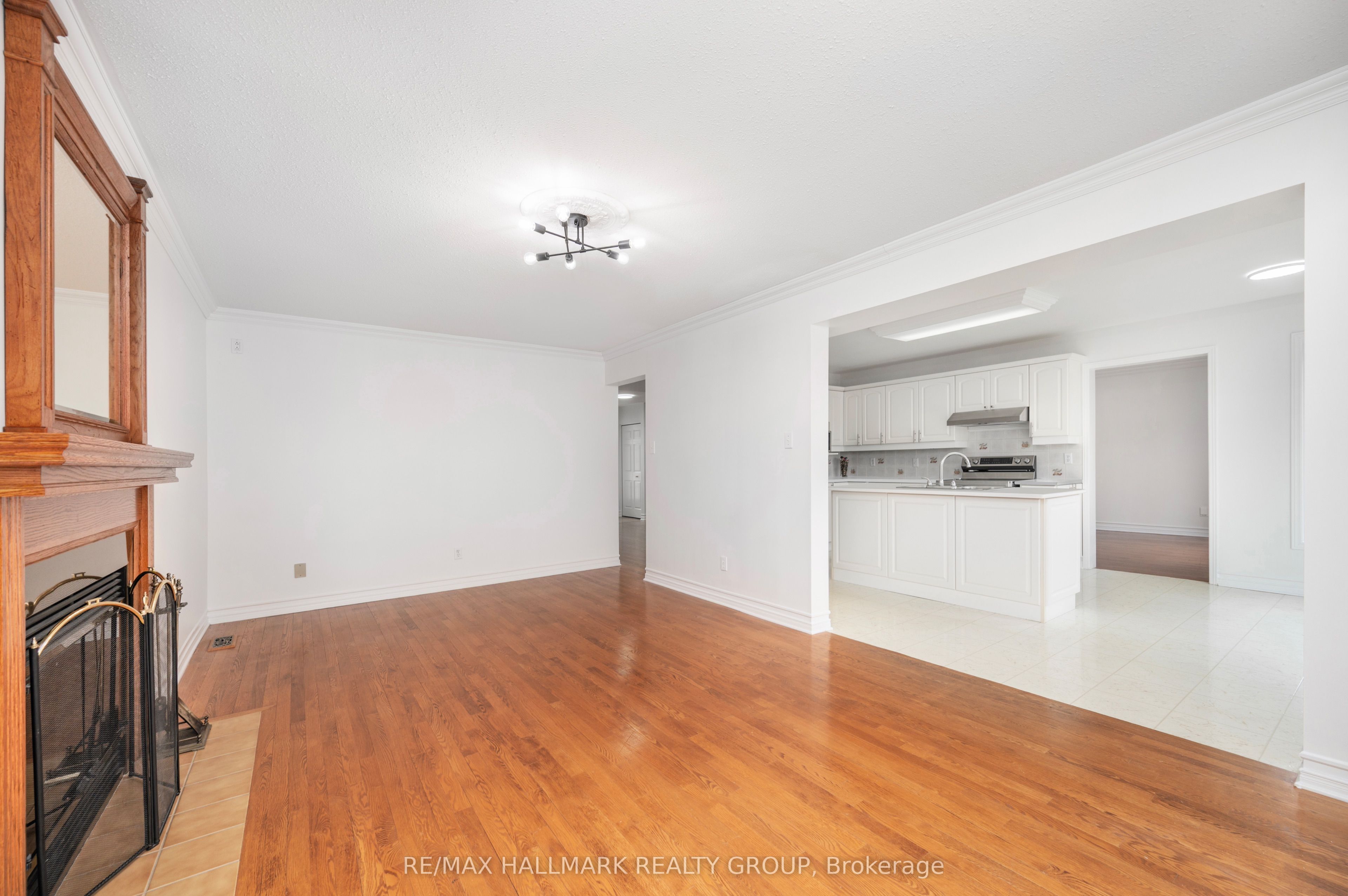 1401 MONTRESOR Way