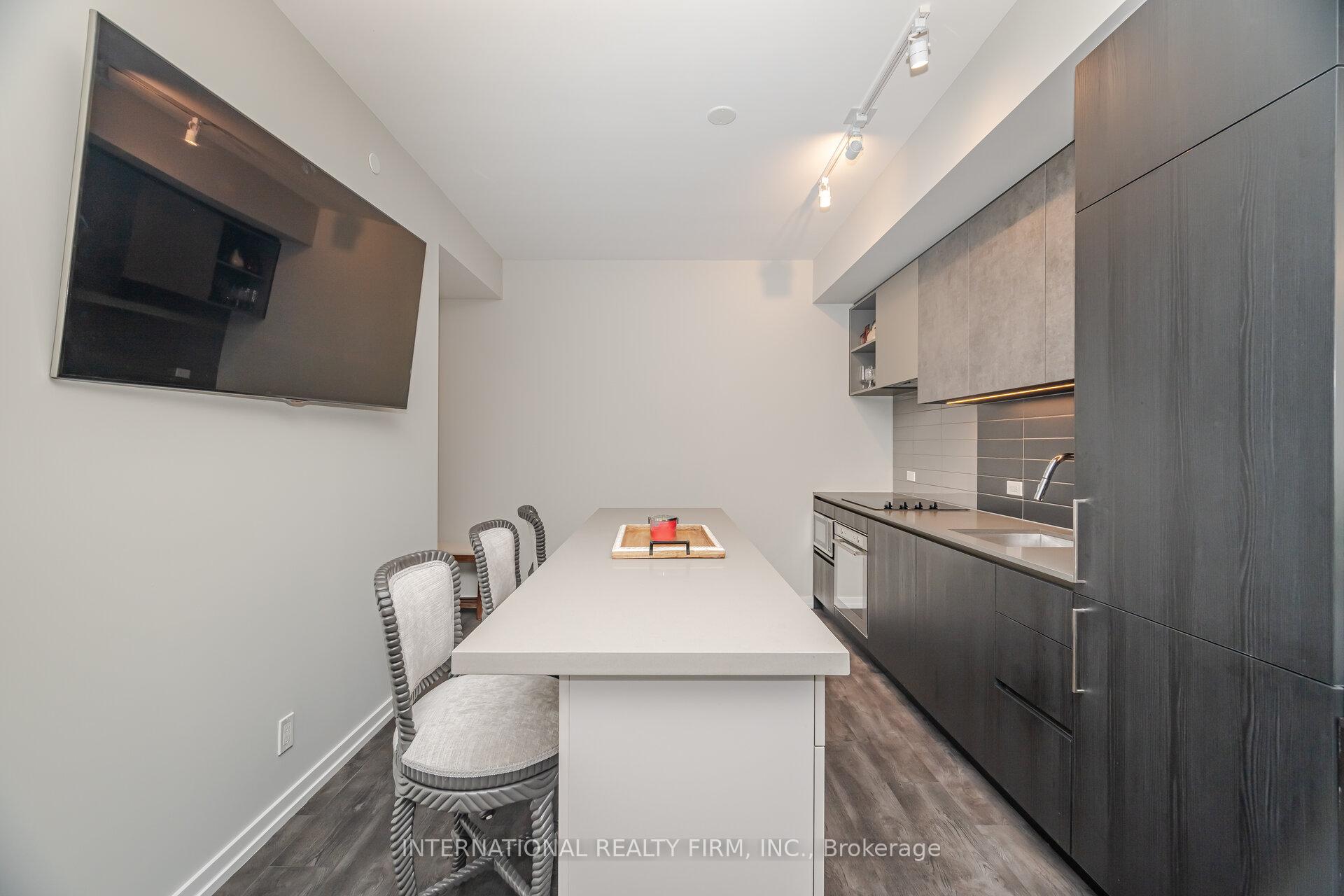 1 Bedroom Condo at 7890 Jane, Vaughan For sale
