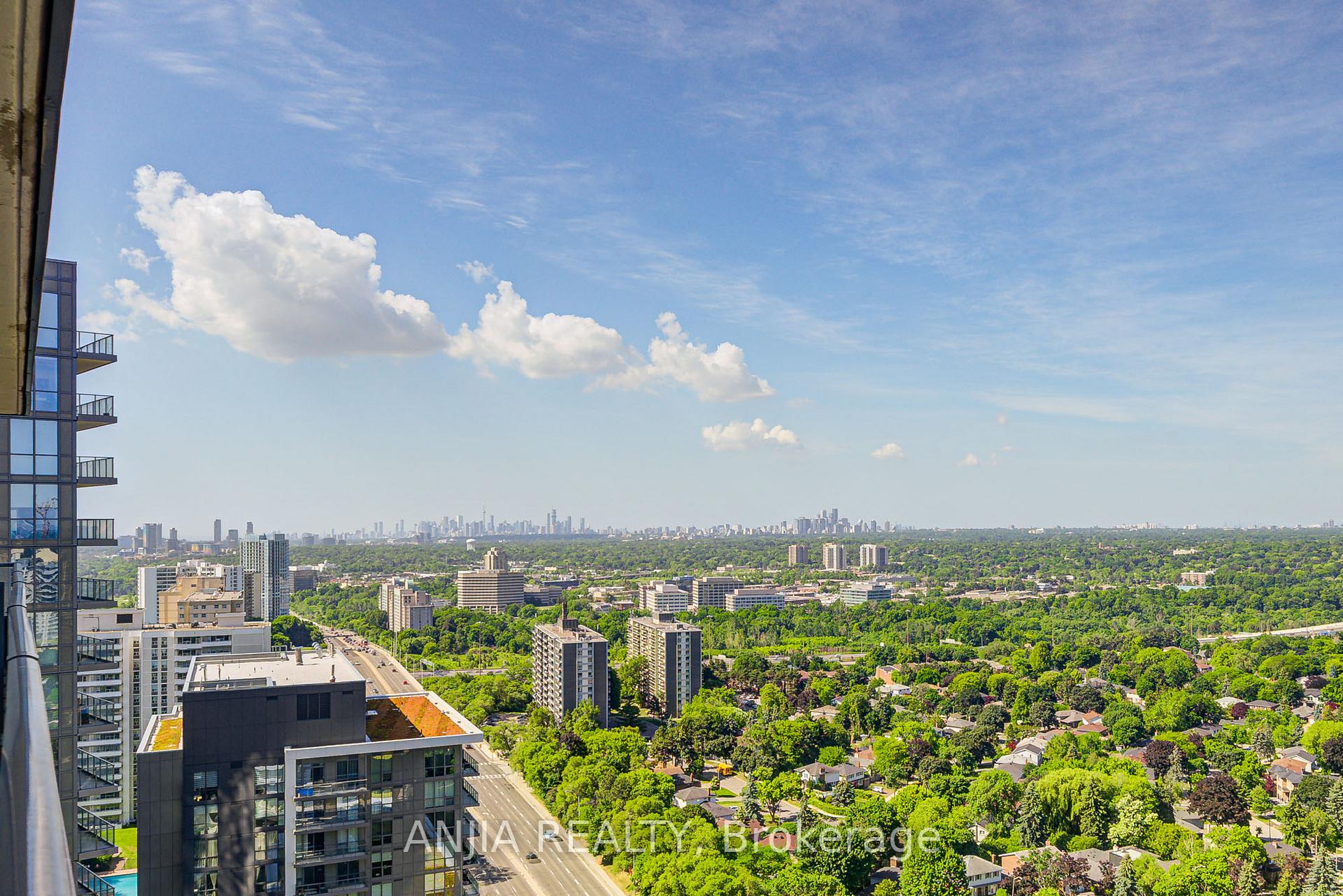 2 Bedrooms Condo at 50 Forest Manor, Toronto For sale