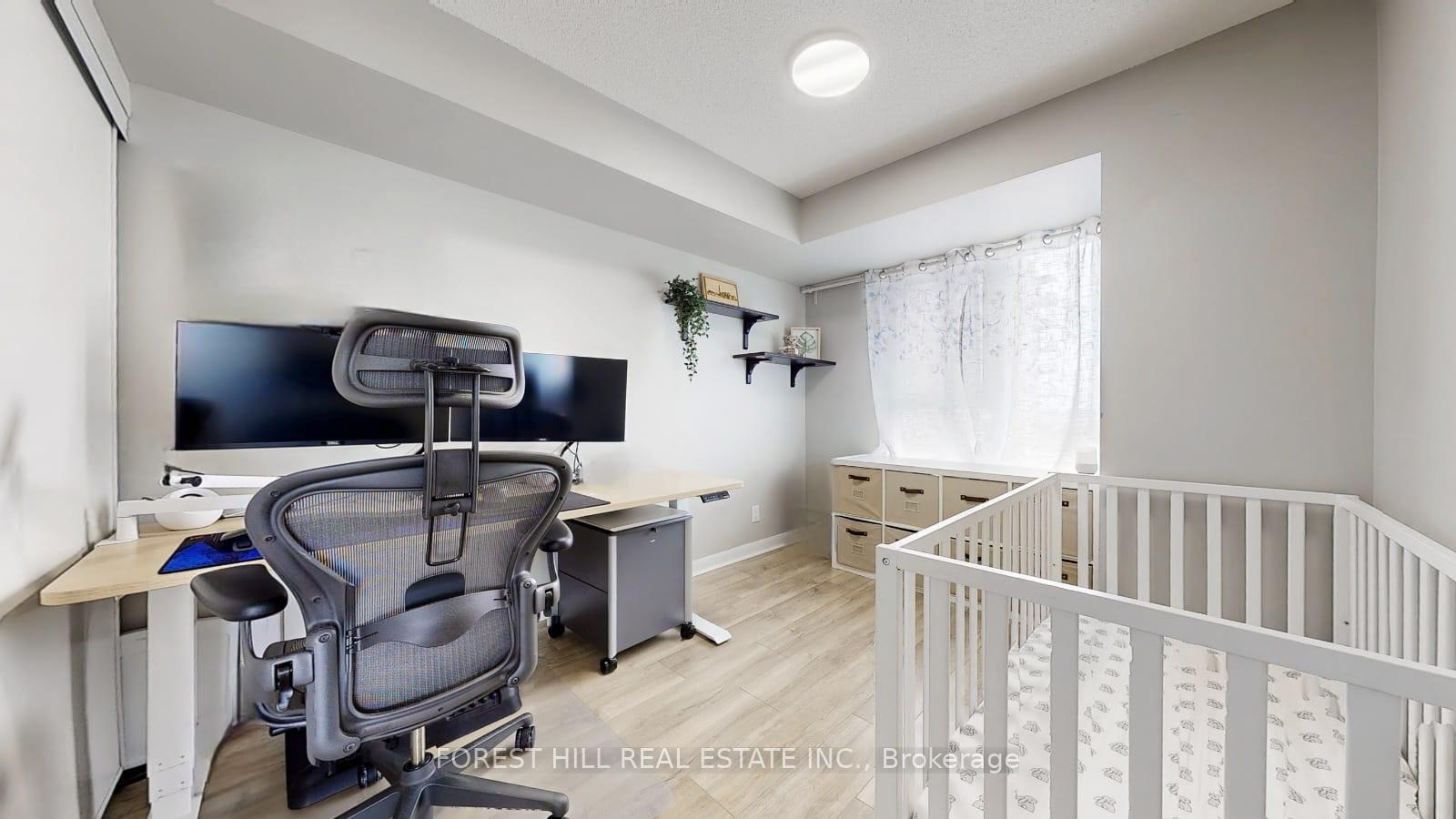 2 Bedrooms Condo at 190 Borough, Toronto For sale
