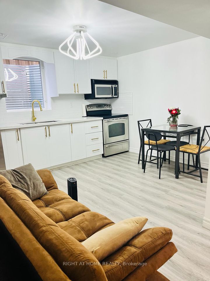 5044 Guildwood