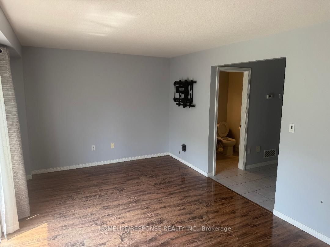 305 BRIARMEADOW Drive, #9