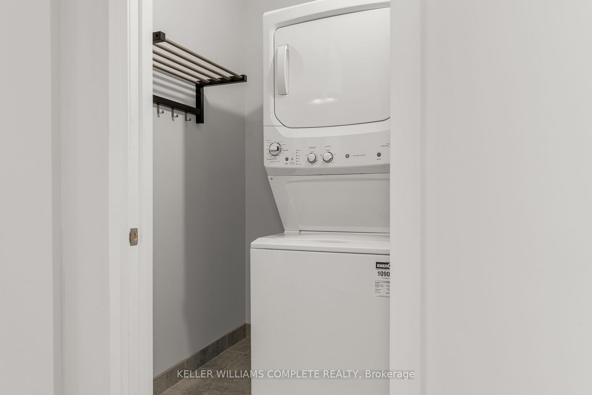 1 Bedroom Condo at 112 King,  Hamilton For sale