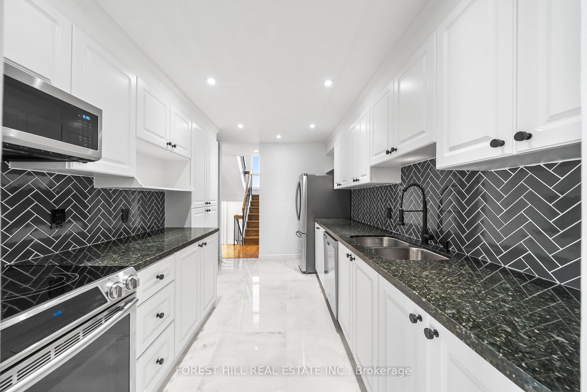 5 Bedrooms Condo at 73 CHERYL SHEP, Toronto For sale