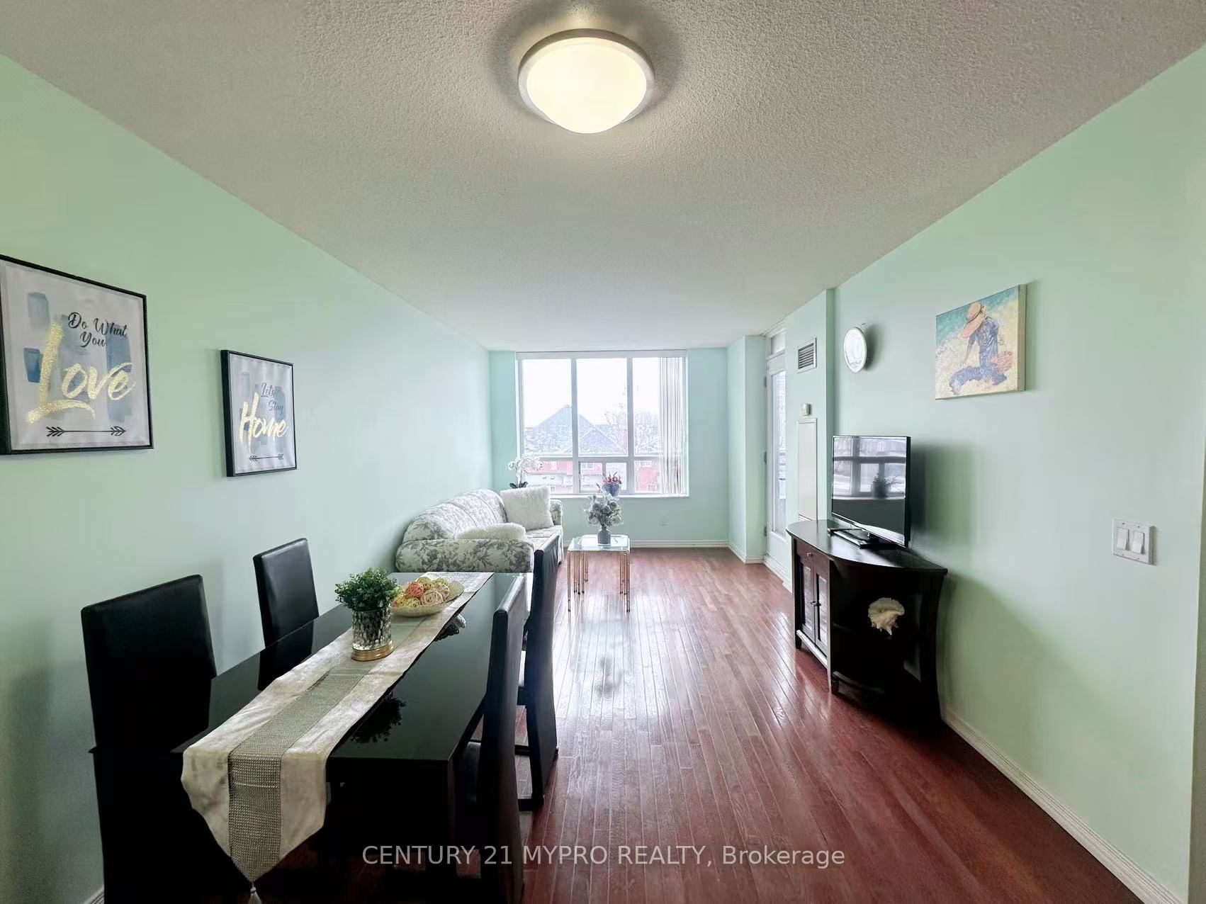 310 Red Maple Road, #315