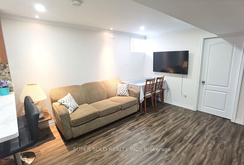#Basement - 3910 Mayla Drive, Mississauga, ON L5M 7Y8