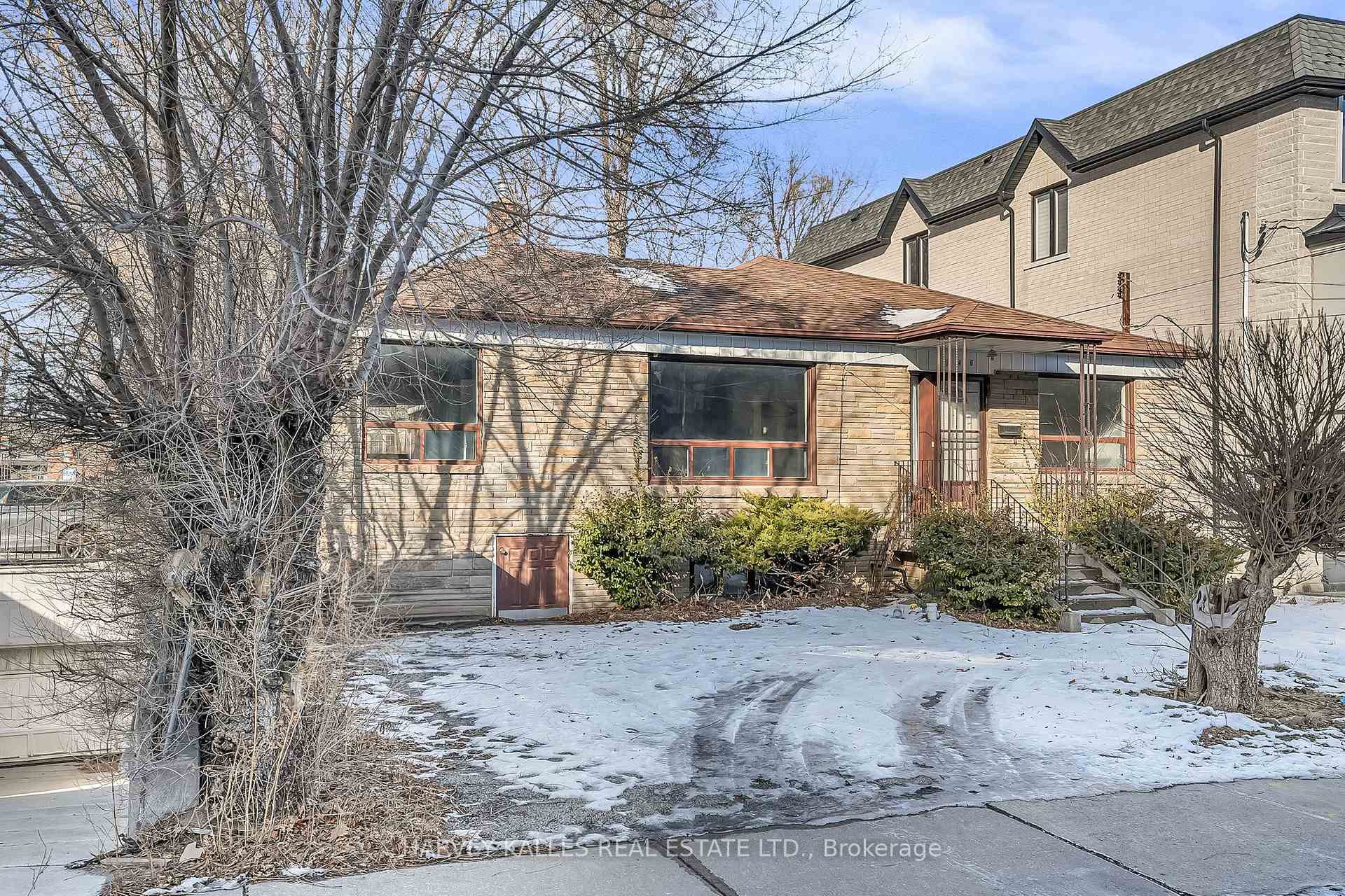 146 Bannockburn Avenue