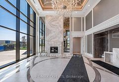 9075 Jane Street 1004