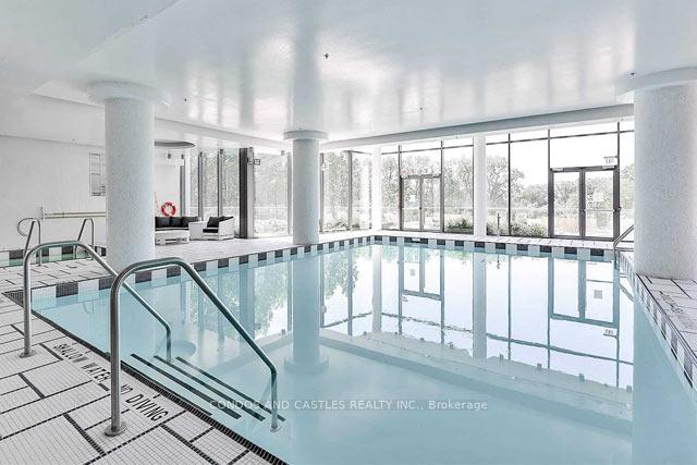 2 Bedrooms Condo at 88 Park Lawn, Toronto For sale