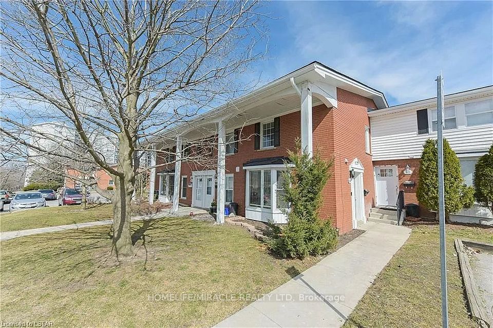 66 ARBOUR GLEN