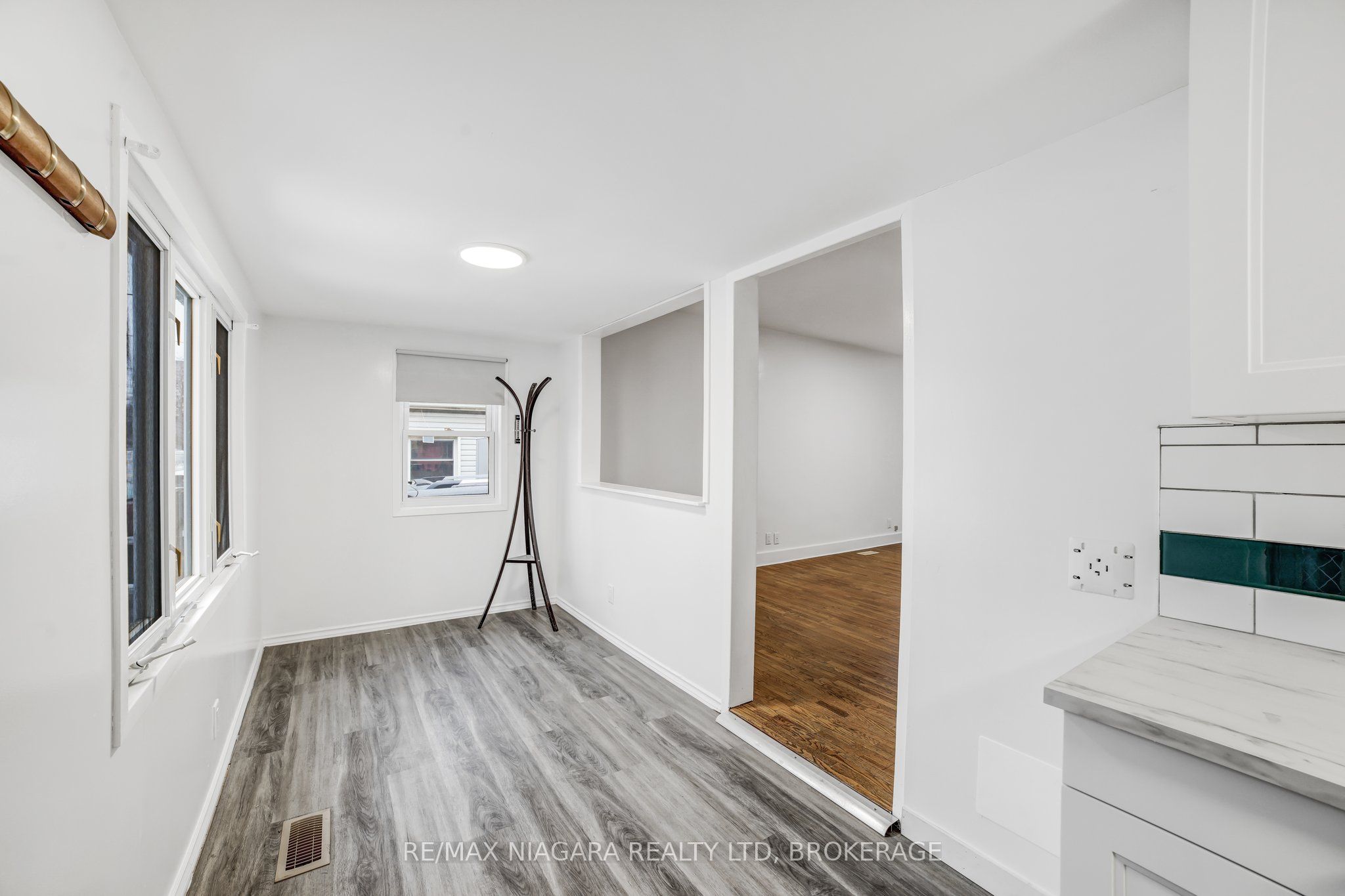 6704 Ailanthus Avenue #MAIN, Niagara Falls 217 - Arad/Fallsview