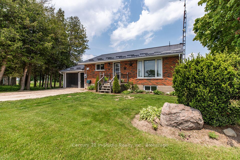 8404 Wellington Road 15