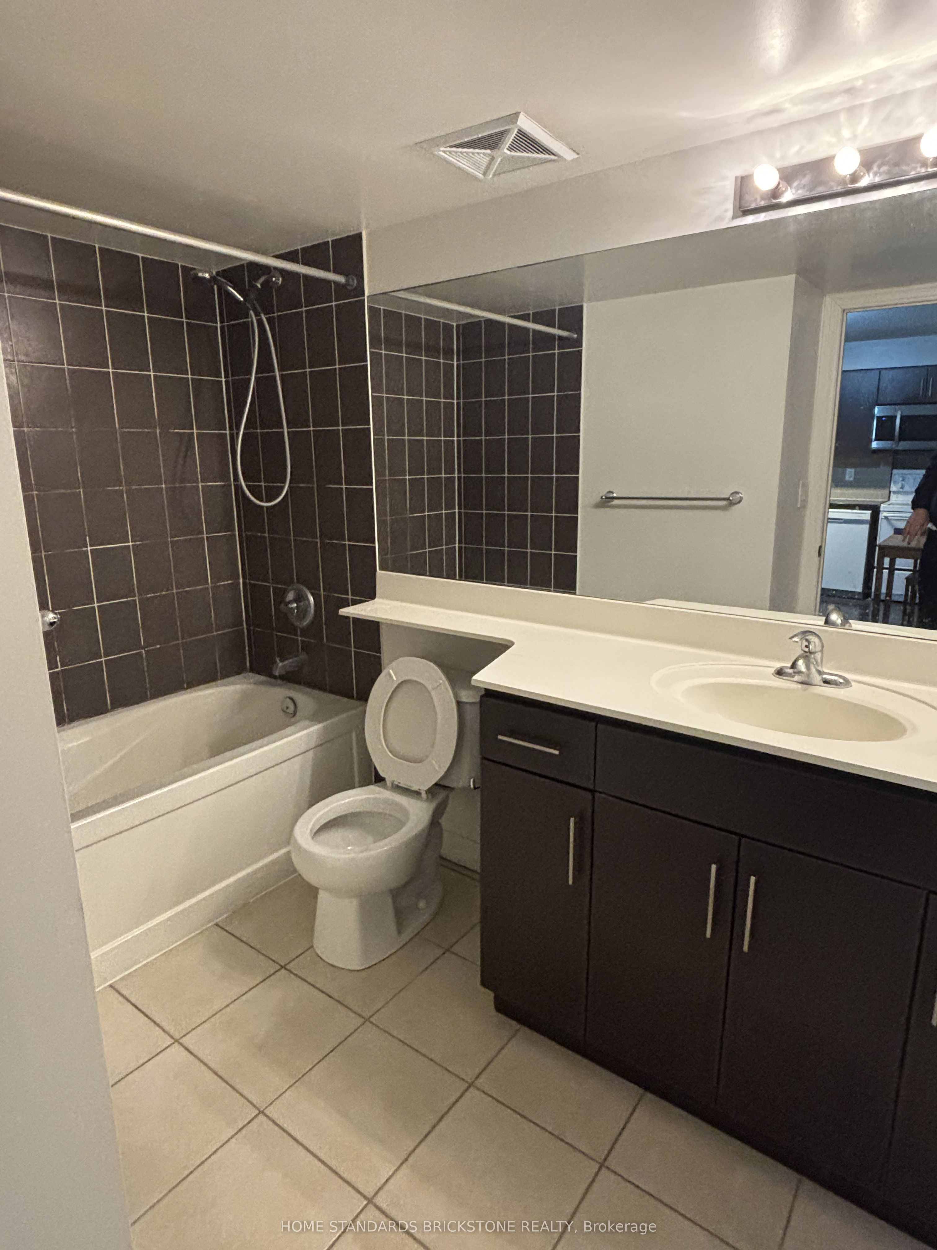 2035 Sheppard Avenue E, #130