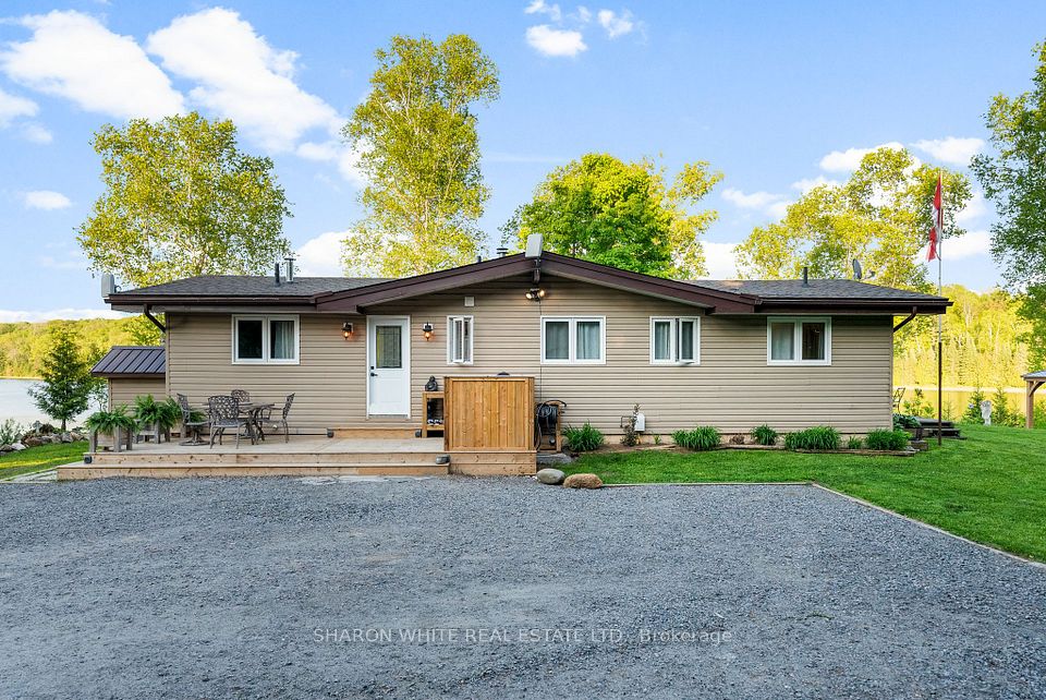 44 Aryhart Lake