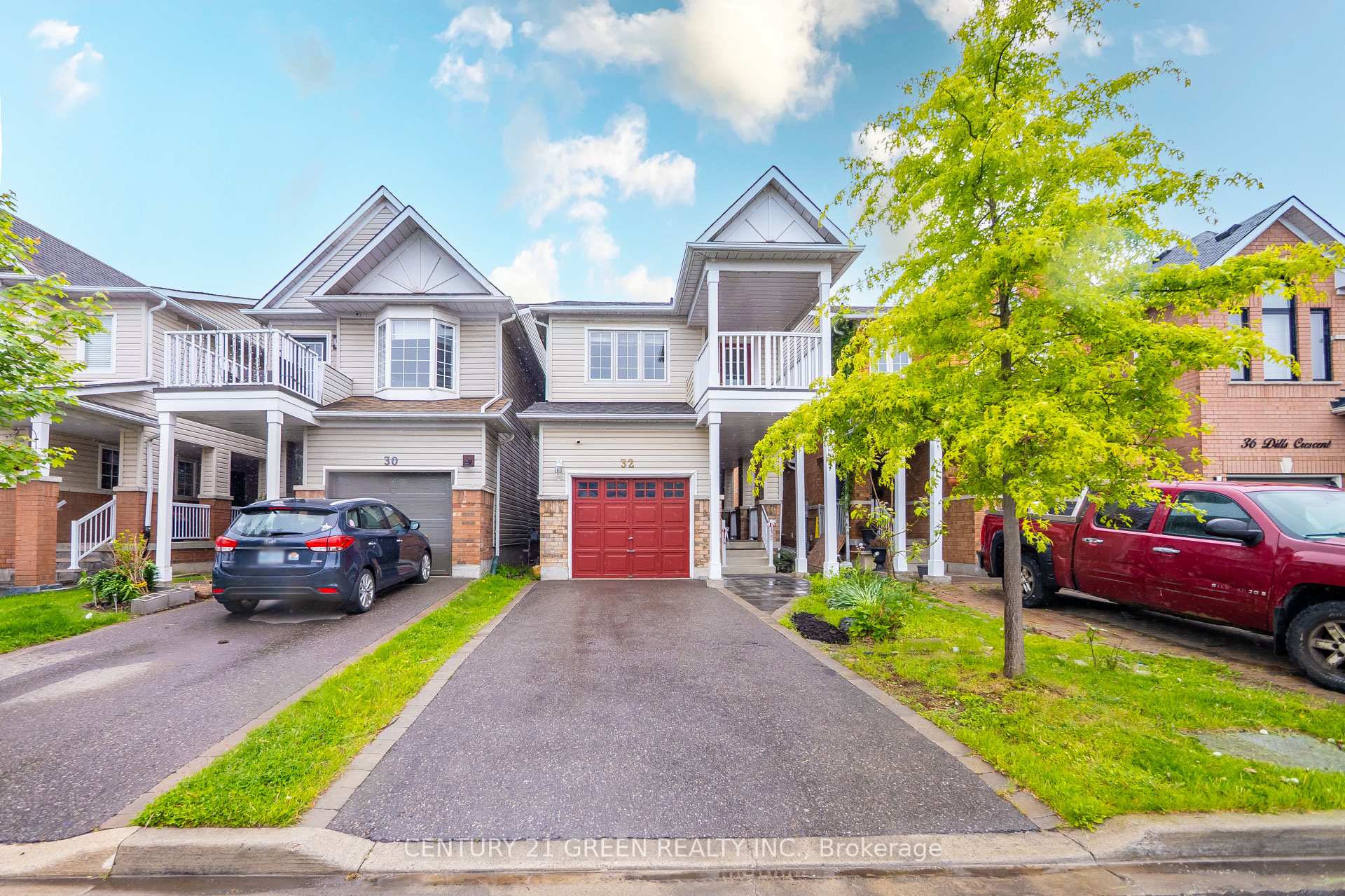 32 Dills Crescent, Milton, ON L9T 5P9