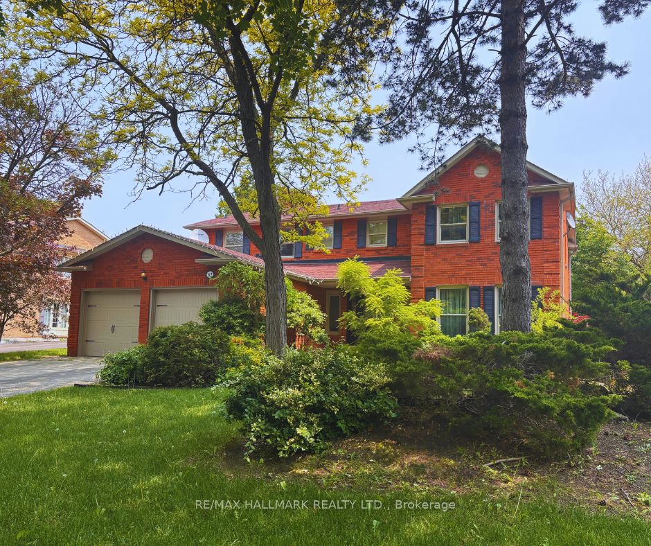 82 Windermere Crescent, Richmond Hill, ON L4C 6Y9