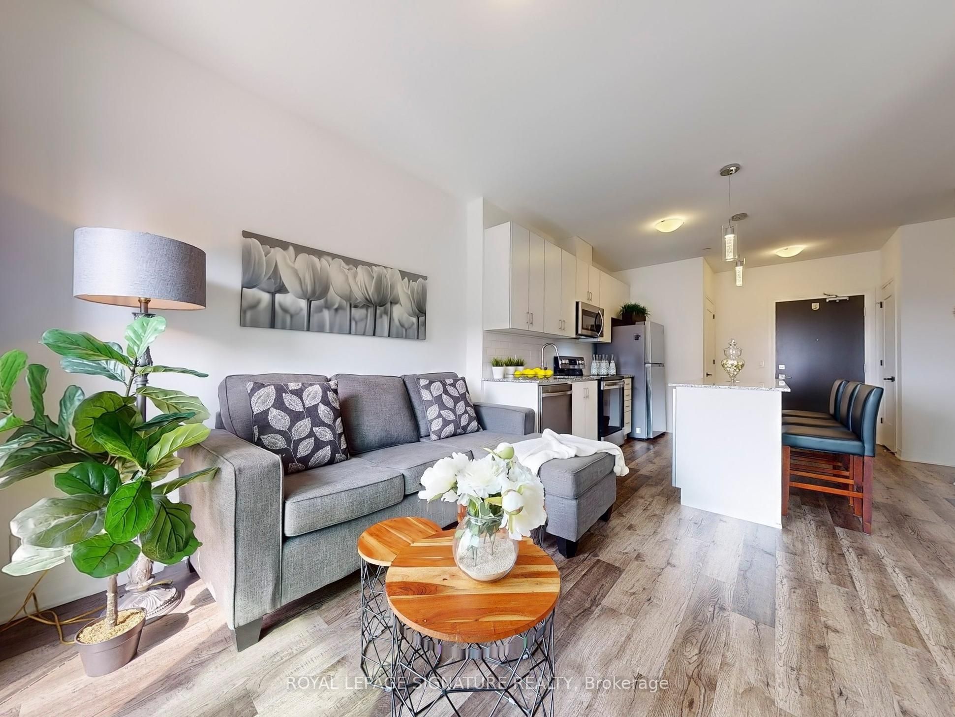 102 Grovewood Common, #405