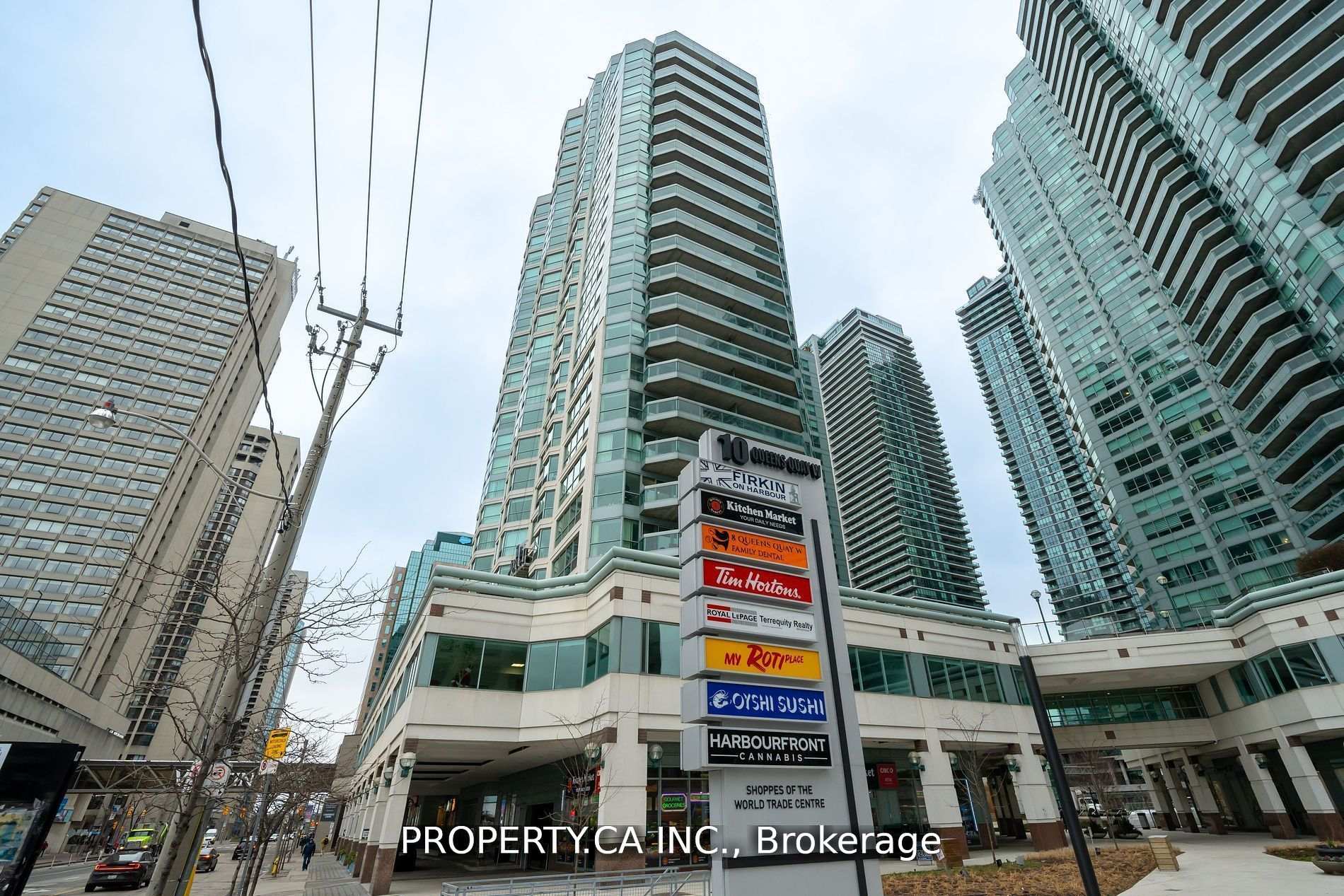 2 Bedrooms Condo at 10 Queens, Toronto For sale