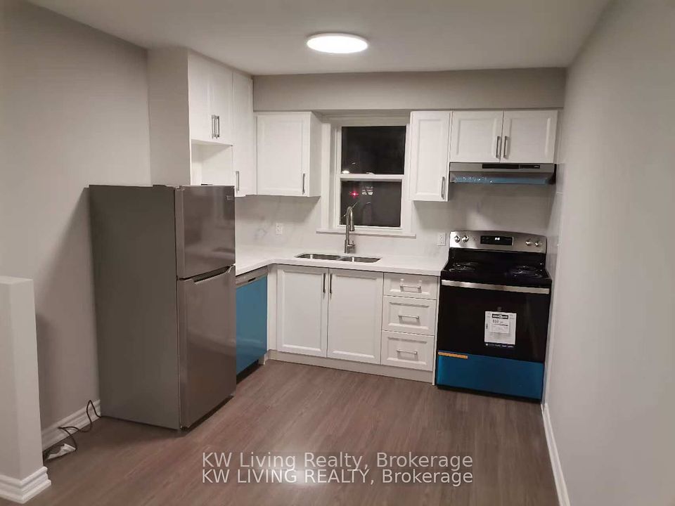 #Unit 6 - 4 Grosvenor Avenue, Hamilton, ON L8M 3K9