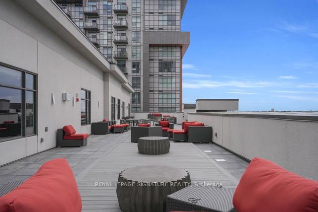 2 Bedrooms Condo at 450 Dundas, Hamilton For sale